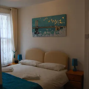 The New Hampshire Guest house Blackpool